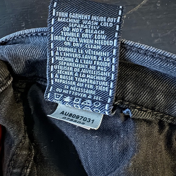 7 For All Mankind Women's Ankle Skinny Jeans Size 26 in Black Destroy - Picture 6 of 6